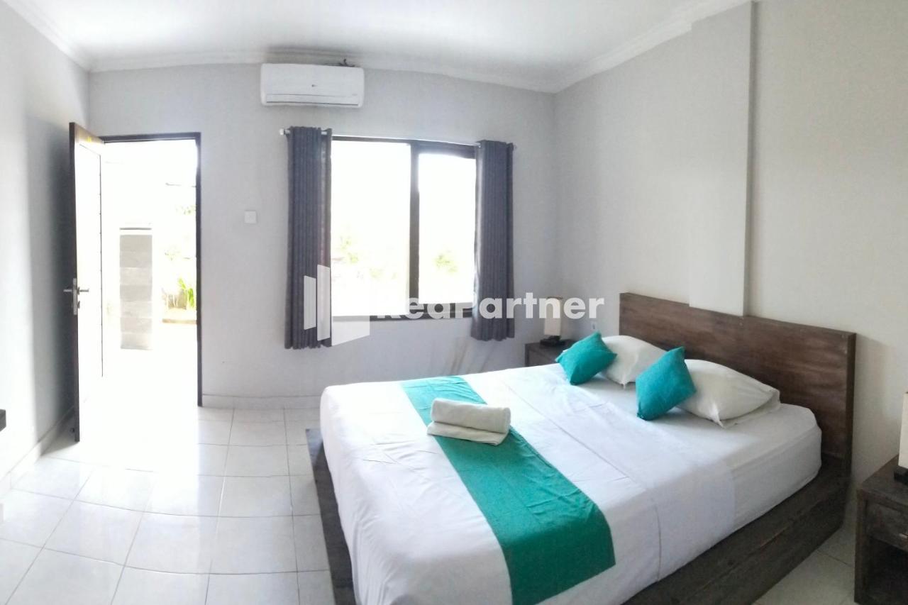 Pondok Sentana Guest House At Jalan Raya Uluwatu Redpartner Ungasan  Exterior photo